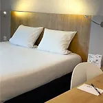 Og Pavillon Beziers Hotel