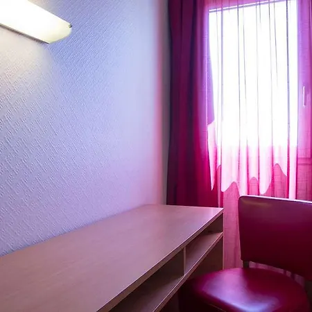Og Pavillon Beziers Hotel