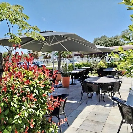 Og Pavillon Beziers Hotel