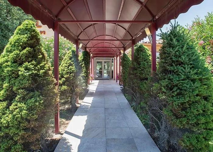 Szálloda Og Pavillon Beziers *